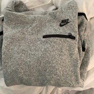 Nike Sherpa/Sweatshirt Gray